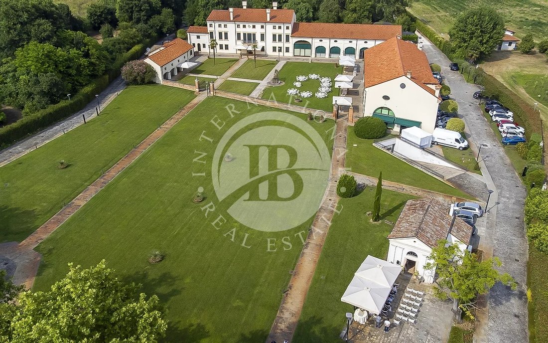 Villa in Piazze, Padua, Italy 5 - 14444019