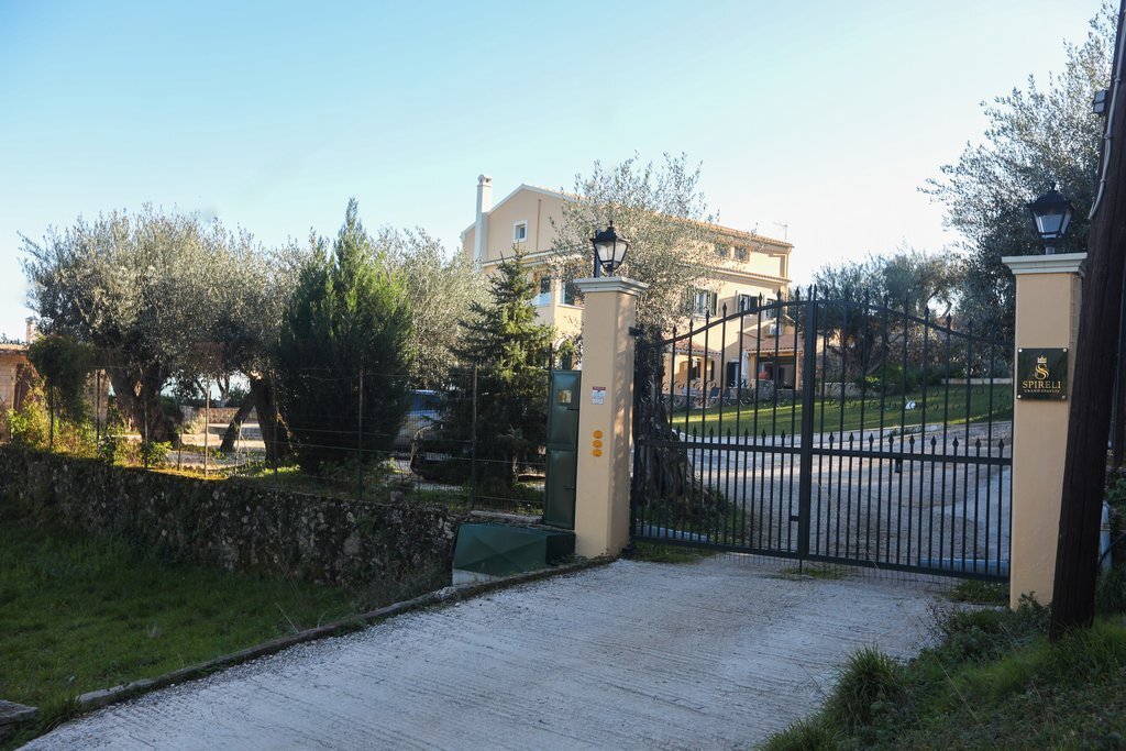 Villa in Corfu, Peloponnese, Western Greece and the Ionian, Greece 2 - 15172484