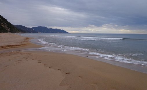 Land in Korfu, Peloponnese, Western Greece and the Ionian, Griechenland 1