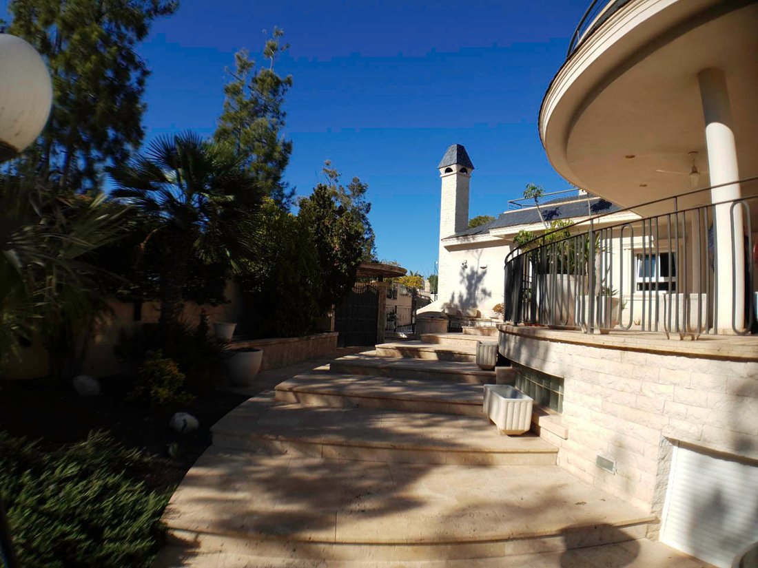 Villa in San Juan Playa, Alicante, Valencian Community 2 - 12417036