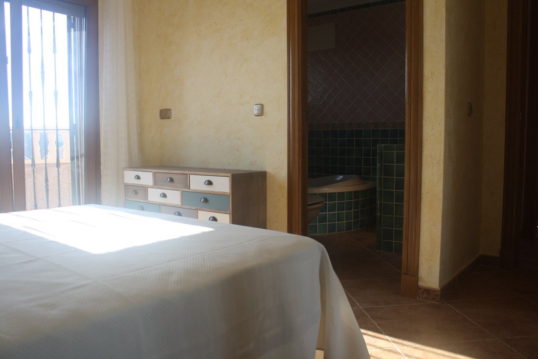 Villa in Torrevieja, Valencian Community, Spain 4 - 12494653