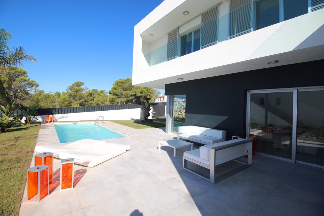 Villa in Finestrat, Valencian Community, Spain 2 - 12415161