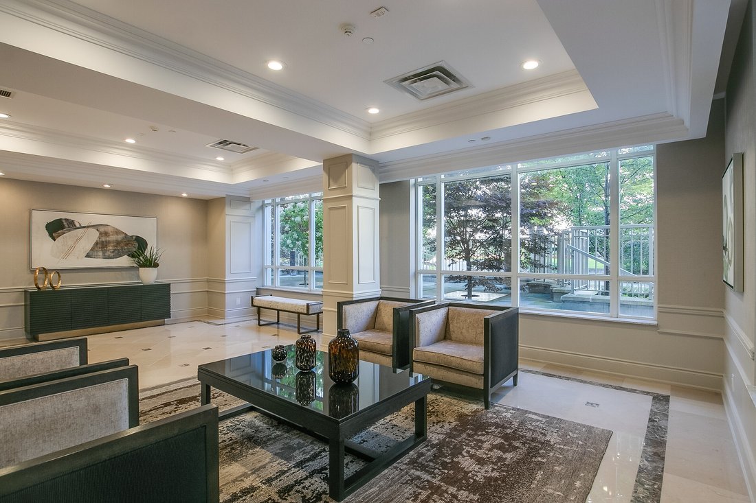 Condo in Toronto, Ontario, Canada 3 - 15172596