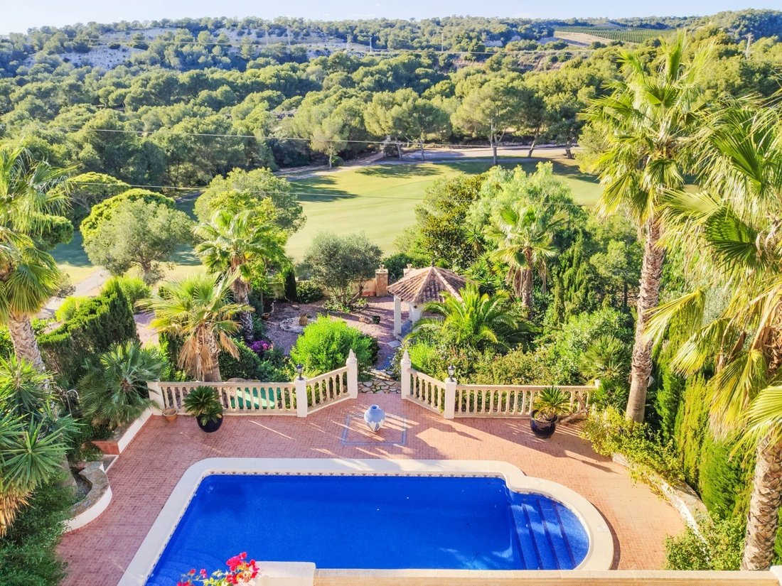 Villa in Orihuela, Valencian Community, Spain 1 - 12416922