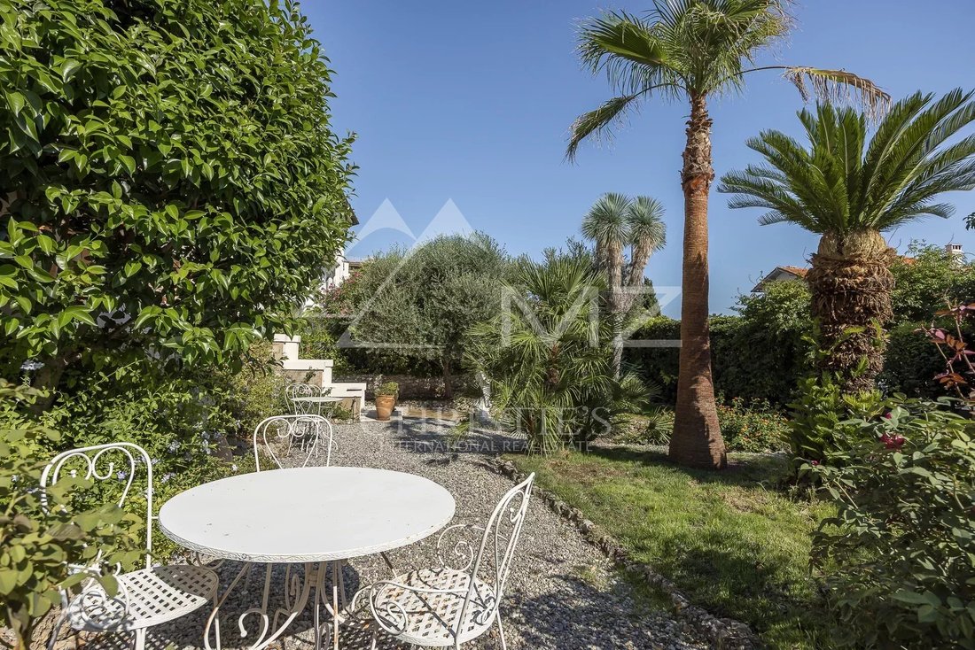 House in Petit-Juas, Cannes, France 2 - 13252183