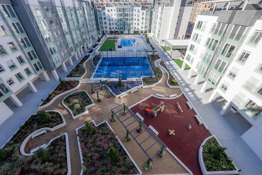 Apartment in Fuencarral-El Pardo, Madrid, Spain 4 - 12417007