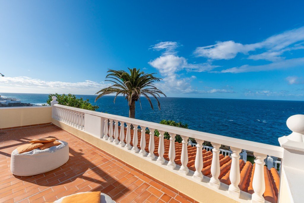 Villa in Callao Salvaje, Adeje, Canary Islands 1 - 12416941