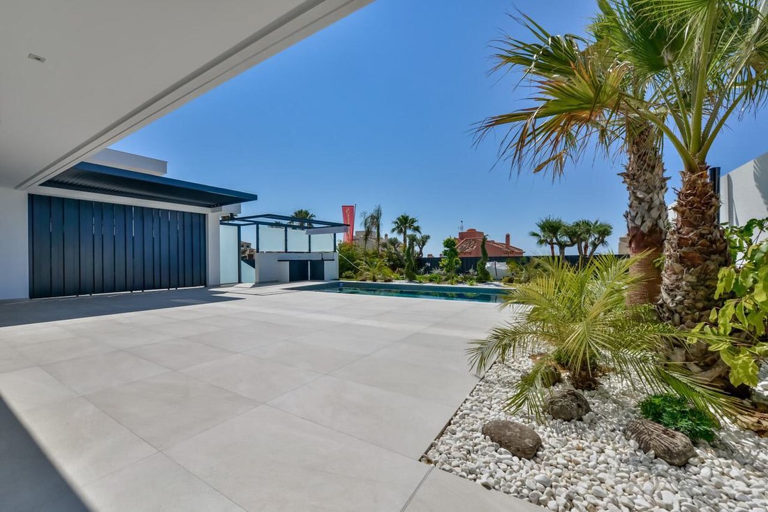 Villa in l'Albir, l'Alfas del Pi, Valencian Community 4 - 12974642