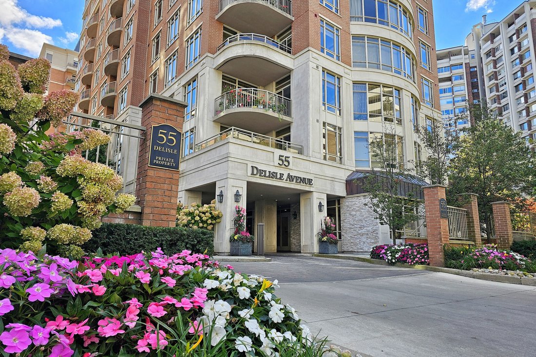 Condo in Toronto, Ontario, Canada 1 - 15172596