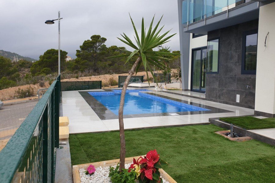 Villa in Finestrat, Valencian Community, Spain 1 - 12416800