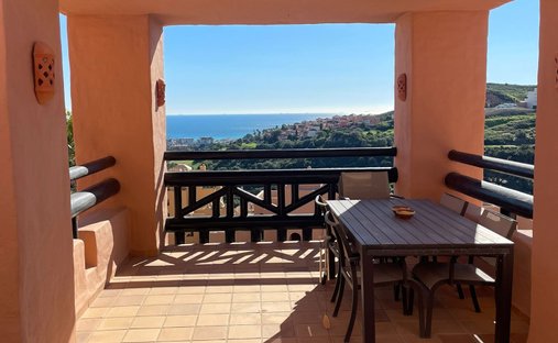 Penthouse in Manilva, Andalusia, Spain 1