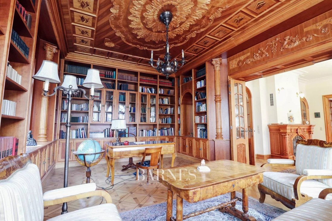 House in Budapest, Hungary 4 - 10675546