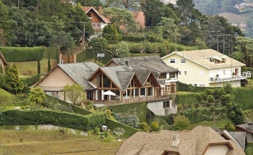 Casa en Abernéssia, Estado de São Paulo, Brasil 1
