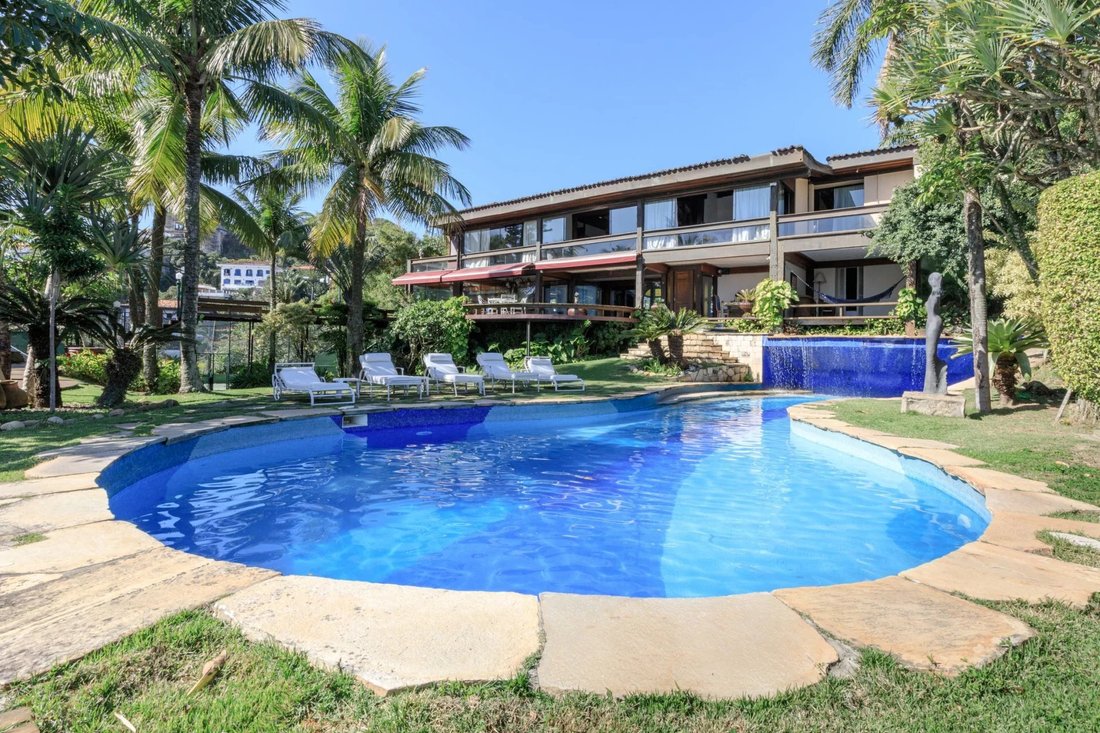 Villa in Rio de Janeiro, State of Rio de Janeiro, Brazil 2 - 10449673