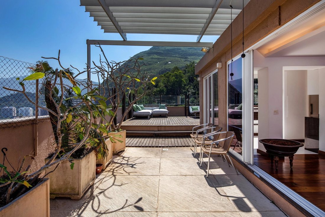 Apartment in Rio de Janeiro, State of Rio de Janeiro, Brazil 1 - 10676888