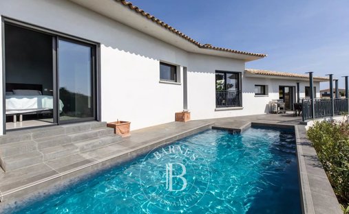 Villa in Ventiseri, Corsica, France 1