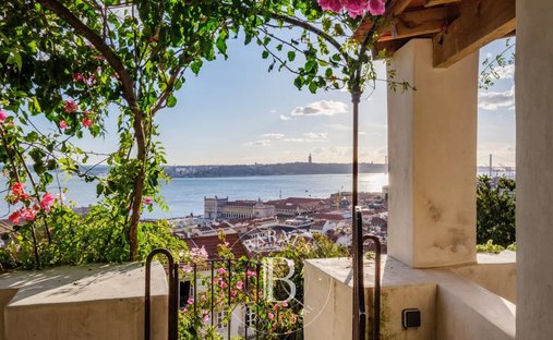 Santa Maria Maior, Lisbon, Portugal 1