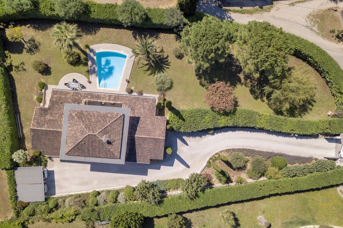 Villa in Valbonne, Provence-Alpes-Côte d'Azur, France 2 - 14463300