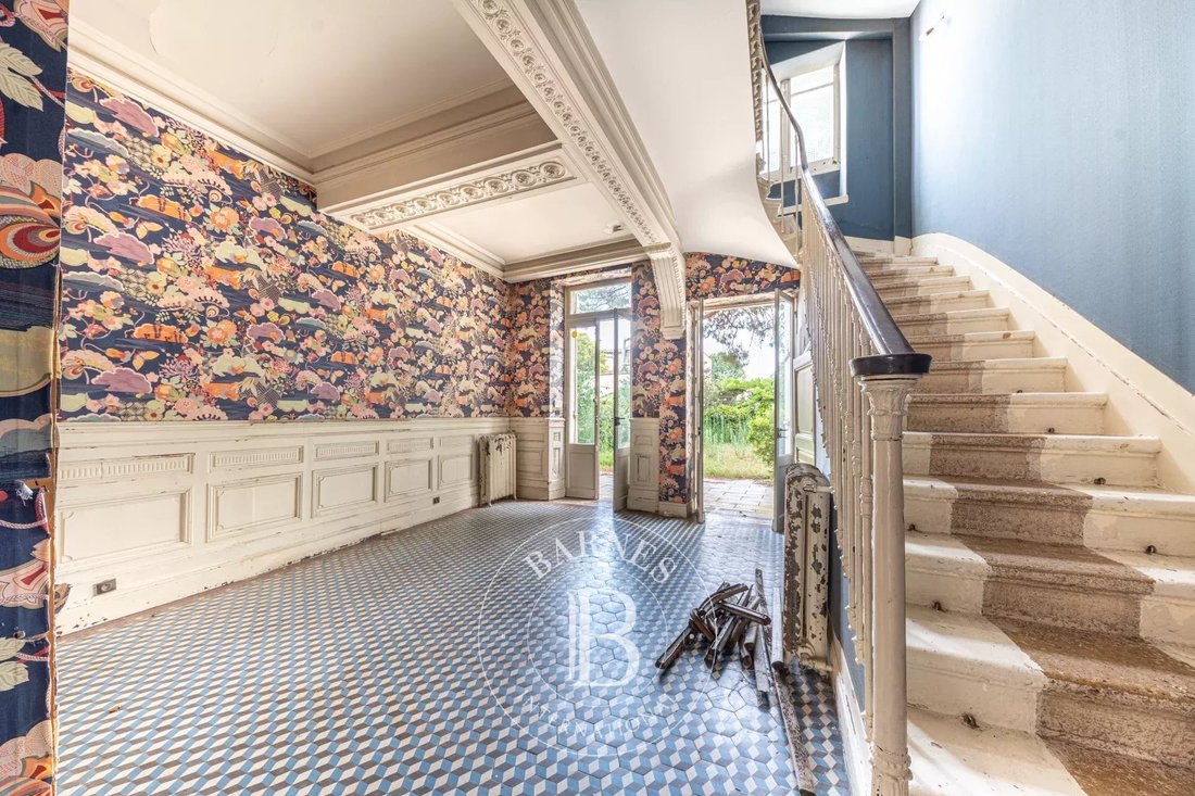 Estate in Grand Parc-Chartrons-Paul Doumer, Bordeaux, France 3 - 13085941