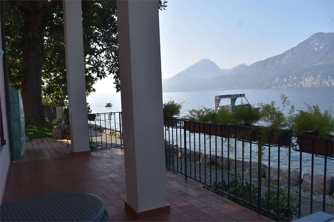 Villa in Brenzone sul Garda, Veneto, Italy 4 - 15176301