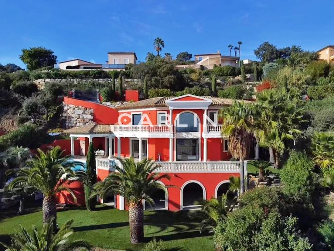 Villa in Nartelle-Noyer-Bellevue-bd des Sardinaux, Sainte-Maxime, France 1 - 13491286