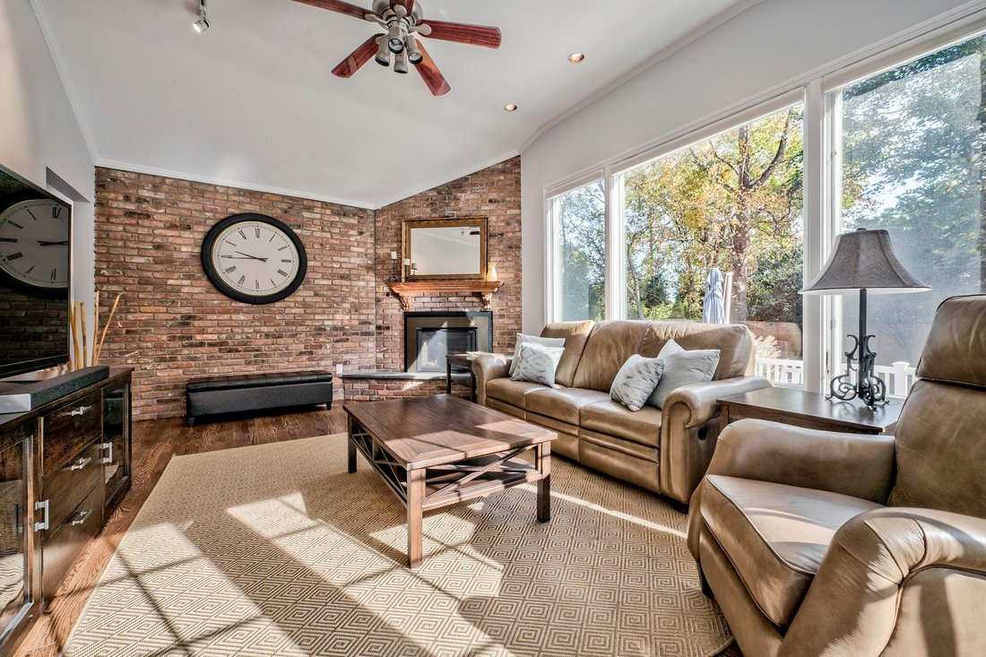 House in Port Washington, New York, United States 5 - 15176849
