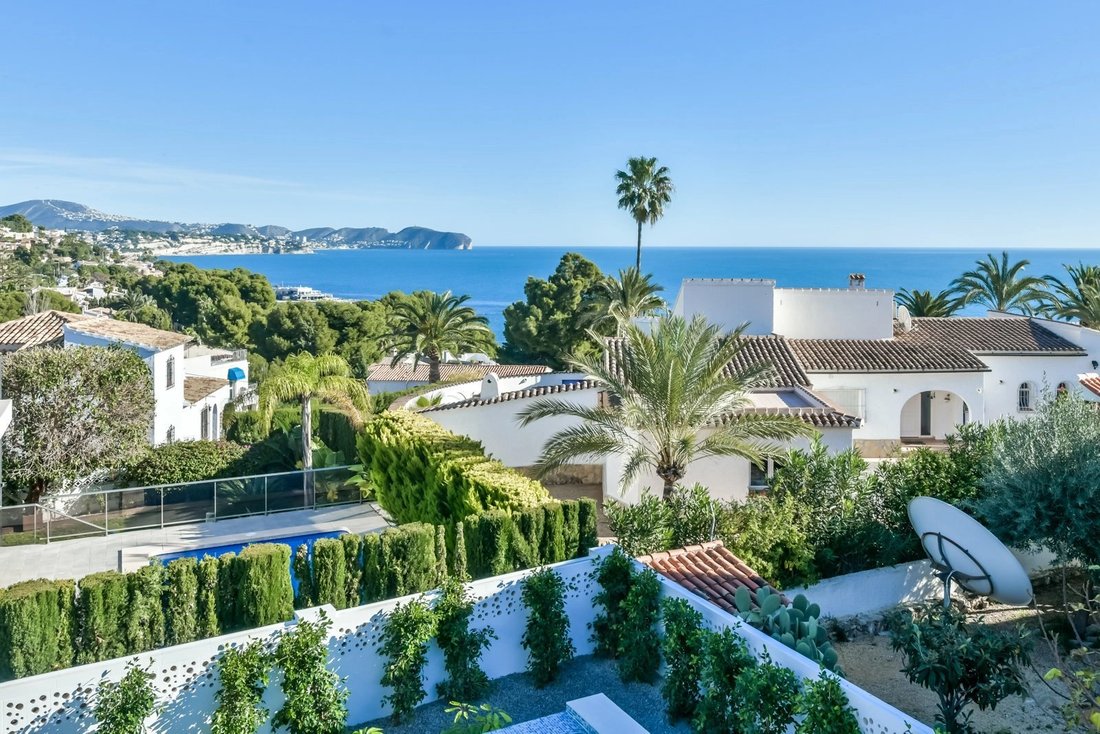 Villa in Calp / Calpe, Valencian Community, Spain 1 - 12163805