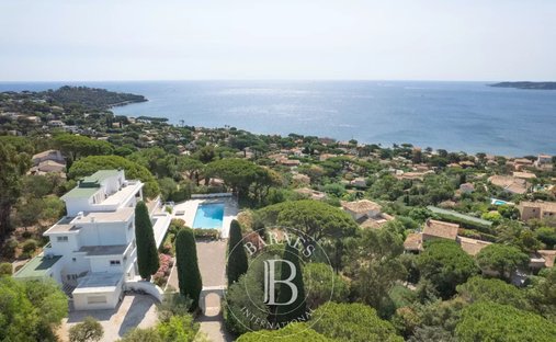 Anwesen in Ville-Les Saquedes-Le Bouillonnet, Sainte-Maxime, Frankreich 1