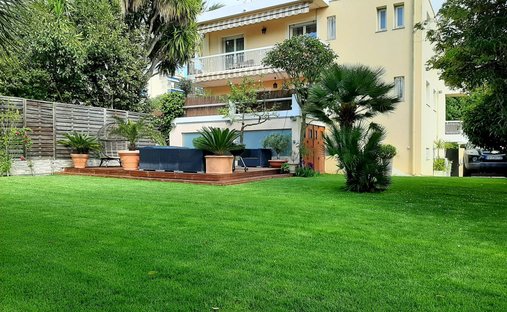 Villa in Ponteil, Antibes, France 1