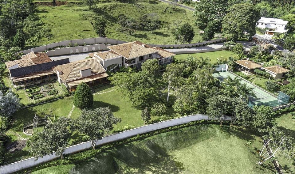 Estate in Escazu, San José Province, Costa Rica 1 - 11177375