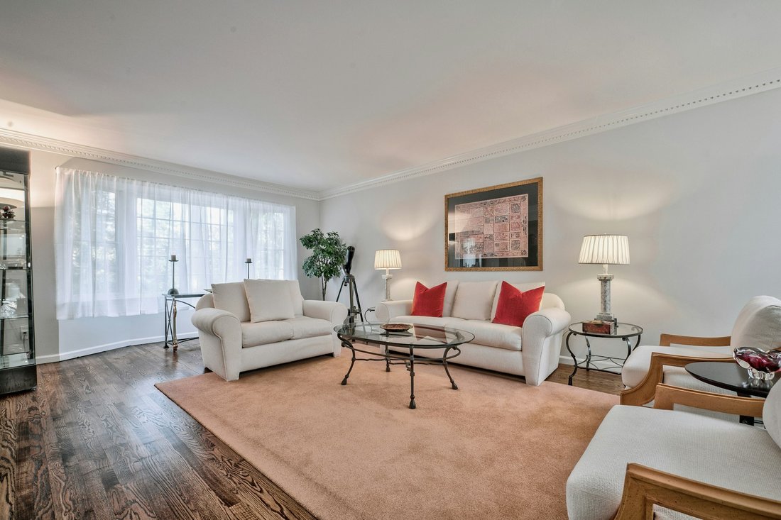 House in Port Washington, New York, United States 4 - 15176849