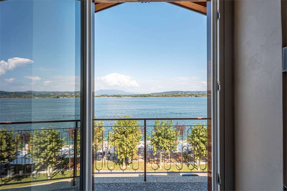 Appartement à Arona, Piémont, Italie 2 - 15176321