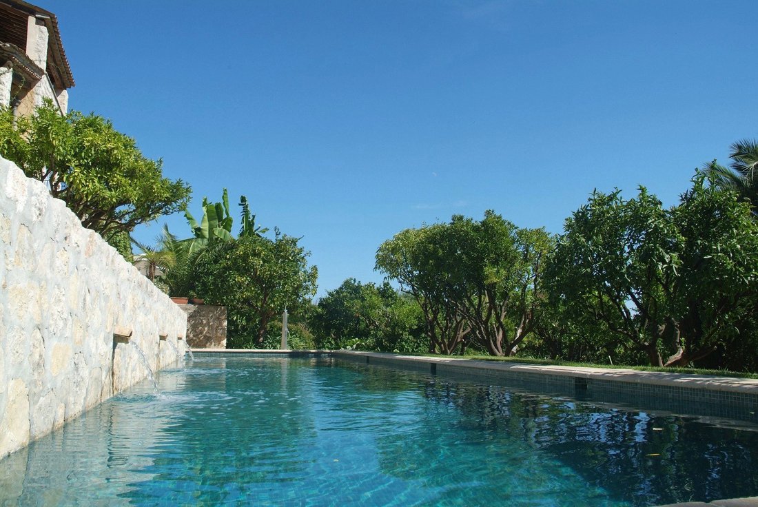 Estate in Saint-Paul-de-Vence, Provence-Alpes-Côte d'Azur, France 5 - 12379819