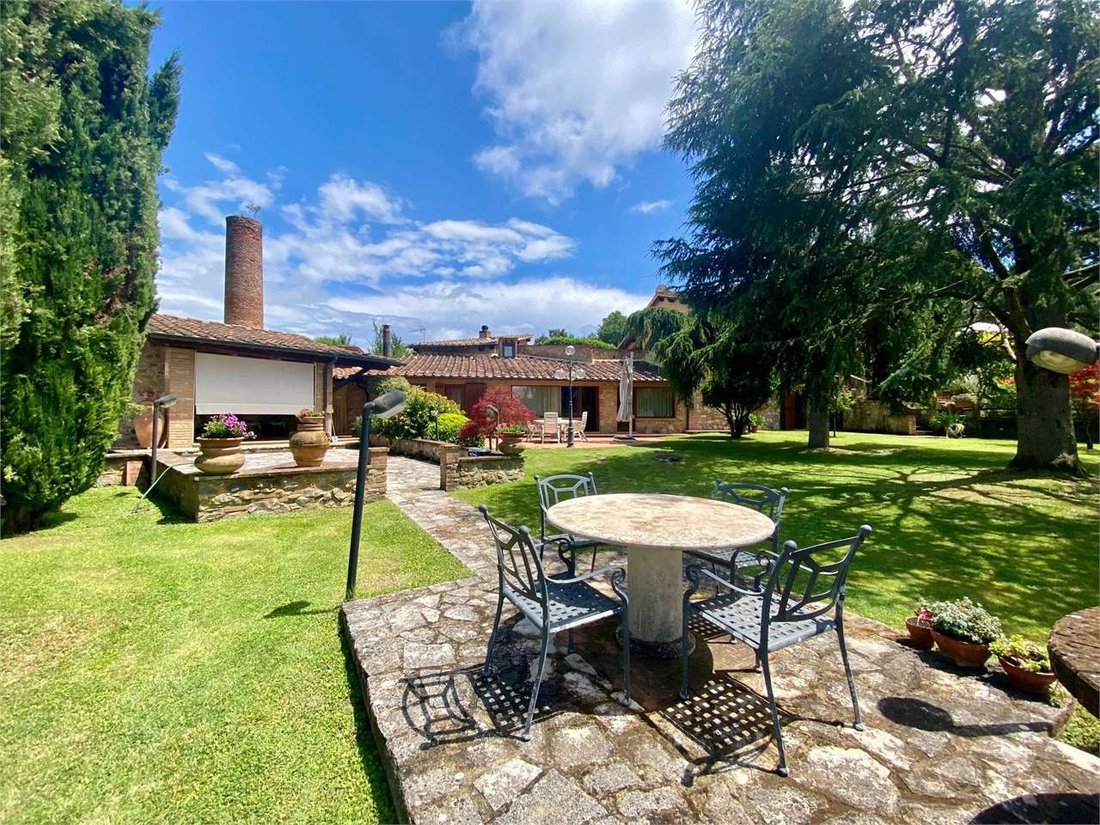 Villa in Casole d'Elsa, Tuscany, Italy 2 - 15176214