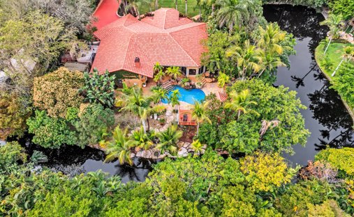 House in Davie, Florida, United States 1