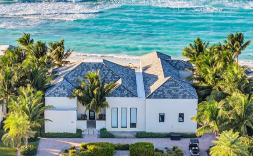 House in Bailey Town, Bimini, The Bahamas 1