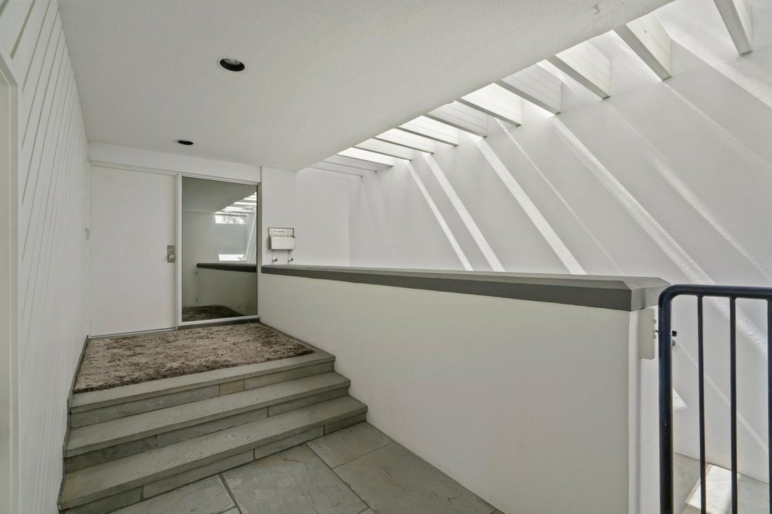 House in Toronto, Ontario, Canada 3 - 15175691
