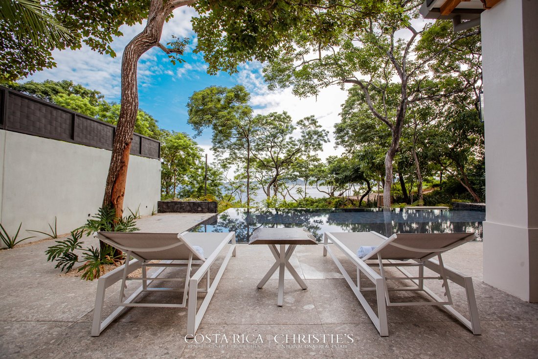 Villa in Playa Langosta, Guanacaste Province, Costa Rica 5 - 14408523
