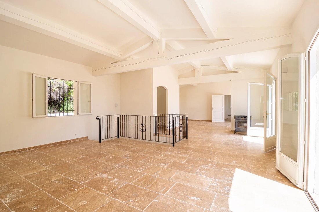 Villa in Callian, Provence-Alpes-Côte d'Azur, France 4 - 13759693