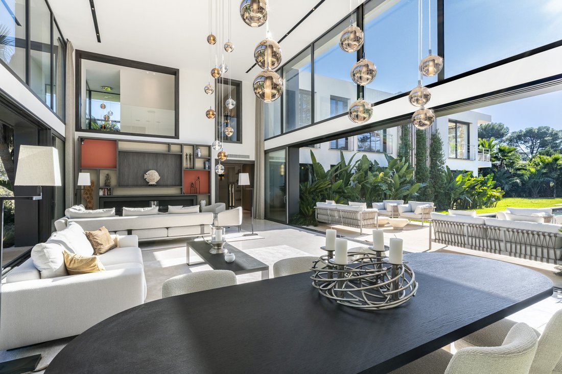Villa in Mougins, Provence-Alpes-Côte d'Azur, France 4 - 15175898