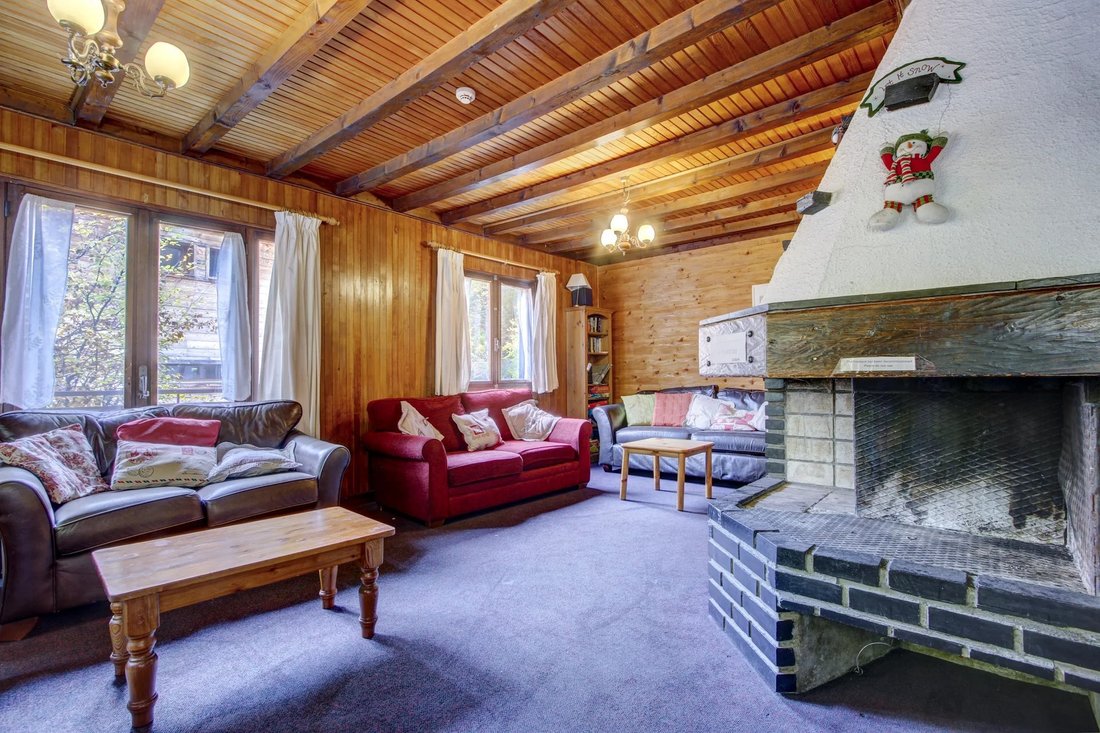 Chalet in Morzine, Auvergne-Rhône-Alpes, France 2 - 13457844