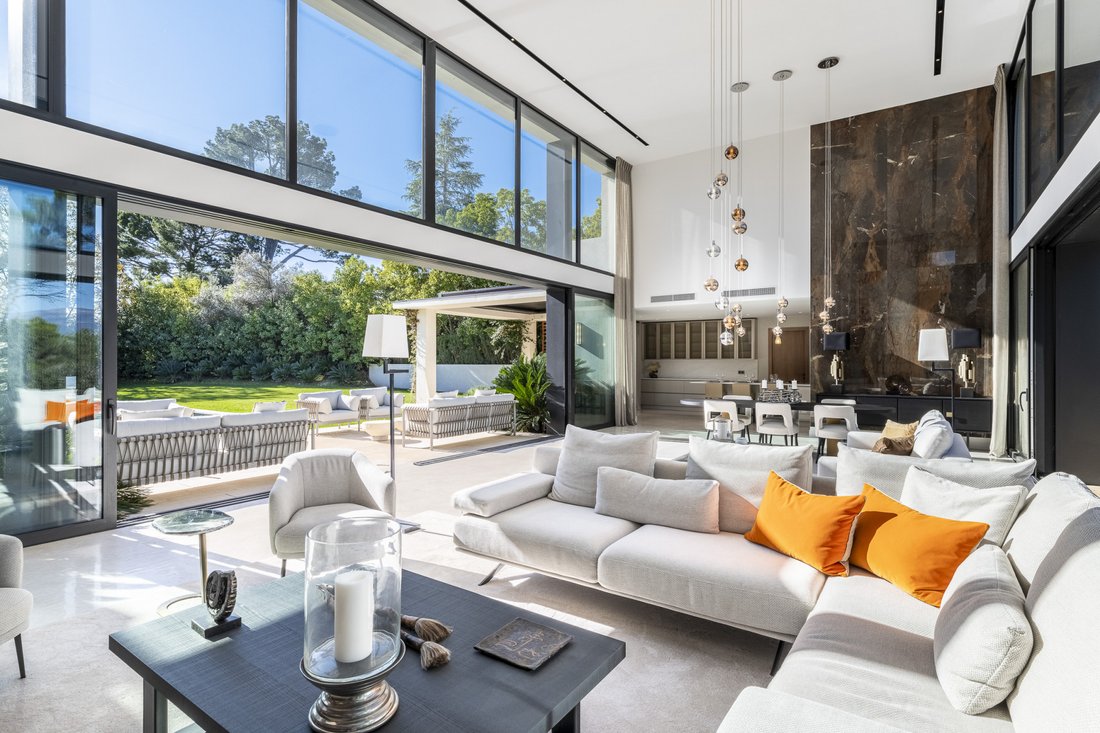 Villa in Mougins, Provence-Alpes-Côte d'Azur, France 2 - 15175898