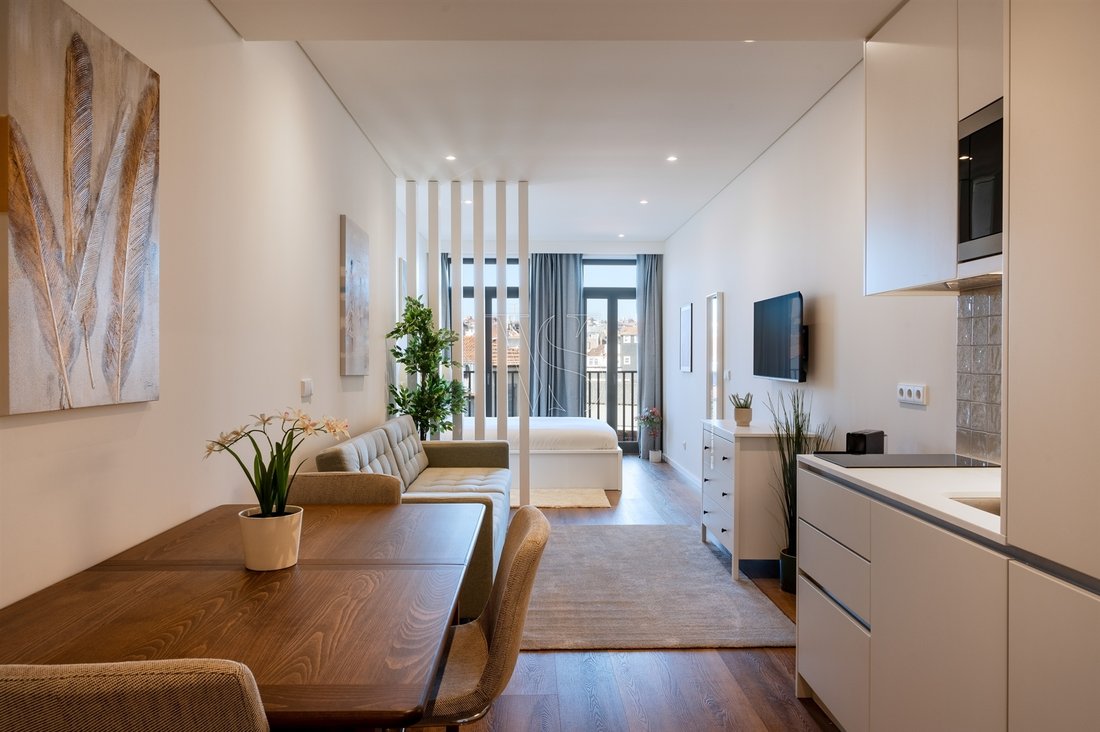 Apartment in Cedofeita, Santo Ildefonso, Se, Miragaia, Sao Nicolau e Vitoria, Porto District, Portugal 1 - 12123998