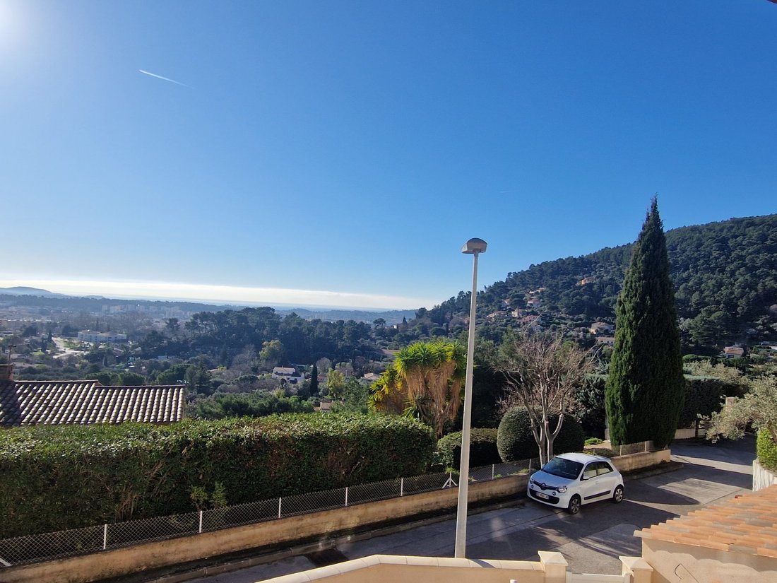 Villa in Valette Nord, La Valette-du-Var, France 2 - 15177920
