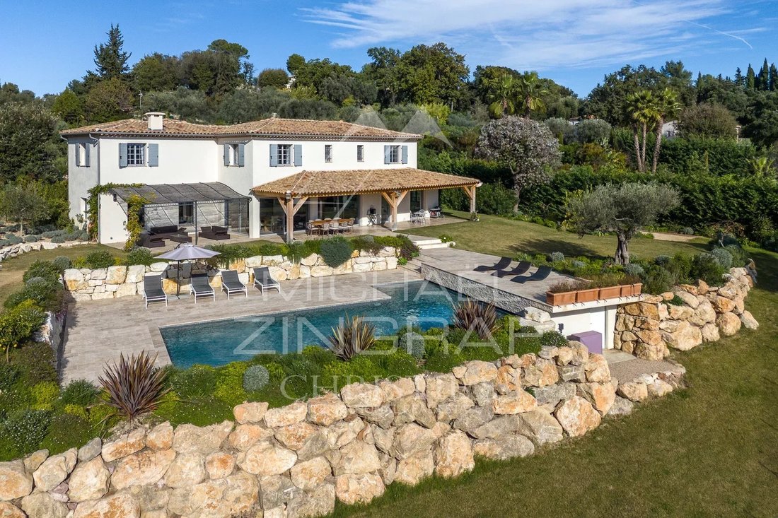 Villa in Sud, Roquefort-les-Pins, France 1 - 14952866