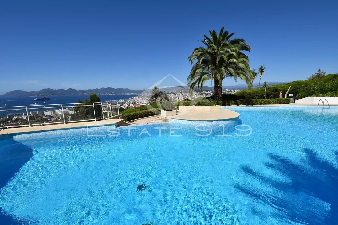 Apartment in Montfleury, Cannes, France 2 - 13136394