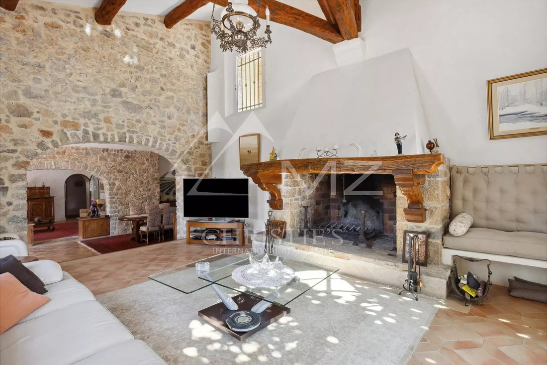 Estate in Ouest, Lorgues, France 4 - 14628845