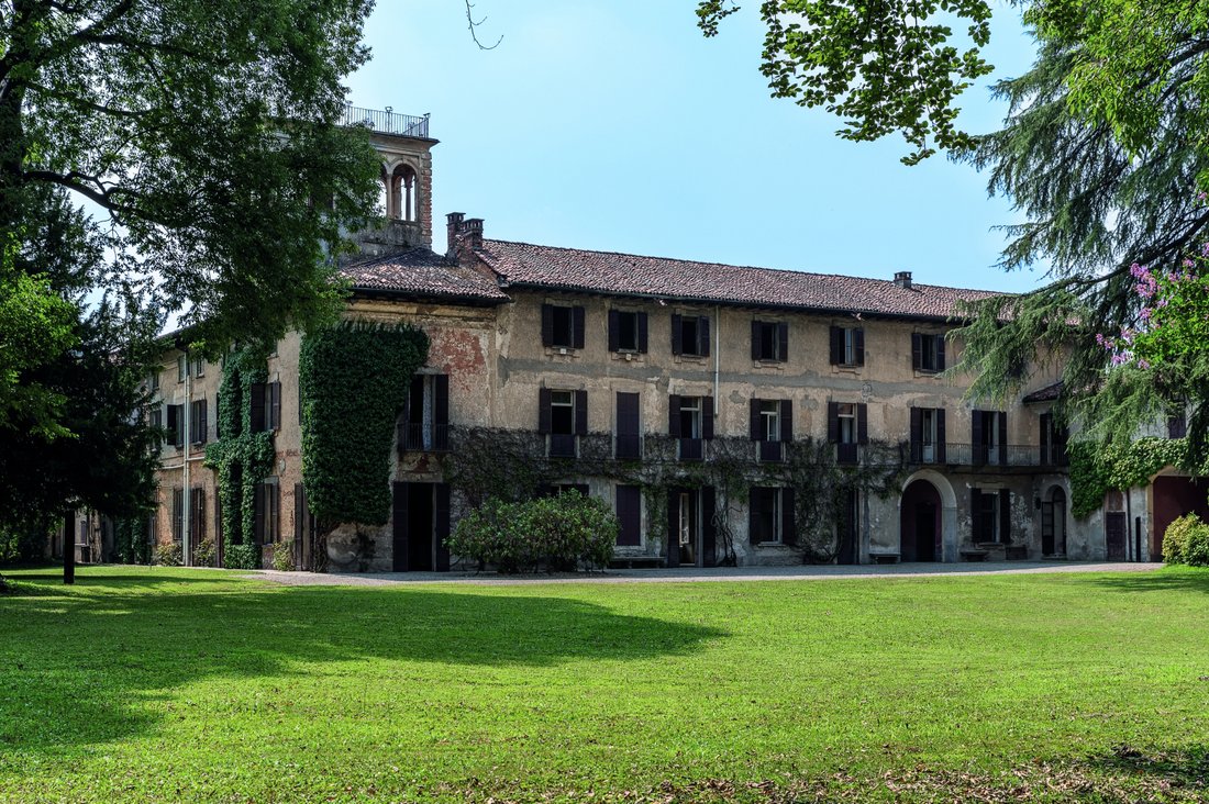 Villa in Paderno Dugnano, Lombardy, Italy 1 - 15169746