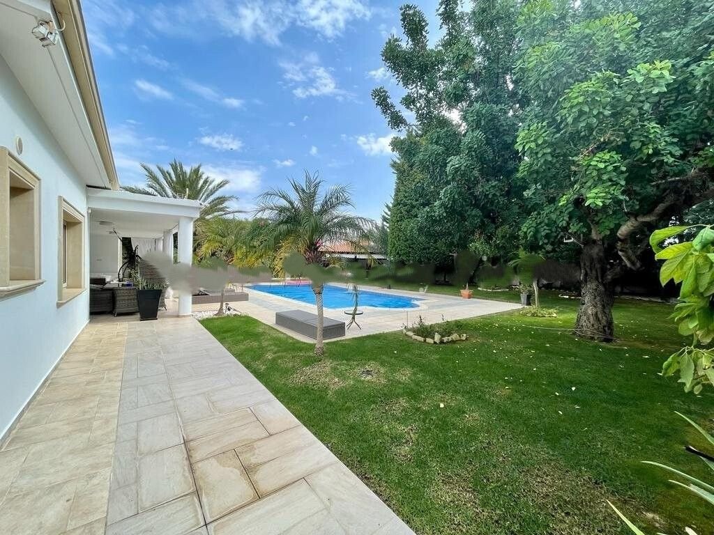 Villa in Melissovouno, Paphos, Cyprus 1 - 15176585