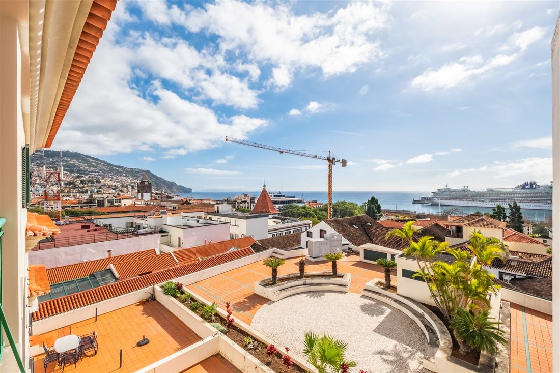 Haus in Funchal, Autonome Region Madeira, Portugal 2 - 15178882